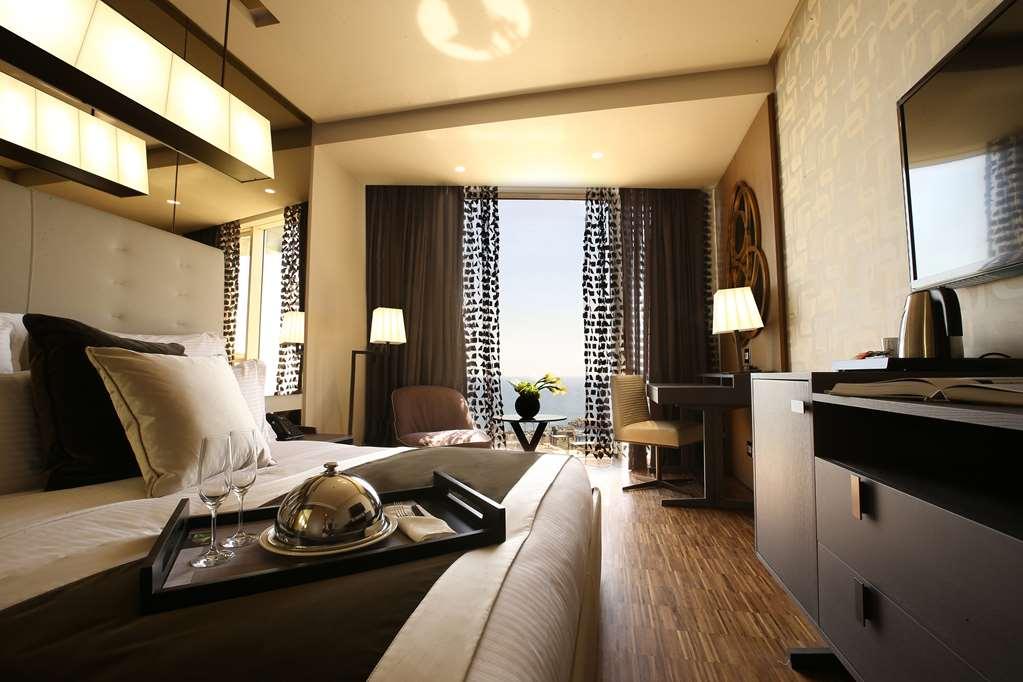 Lancaster Raouche Hotel Beirut Phòng bức ảnh